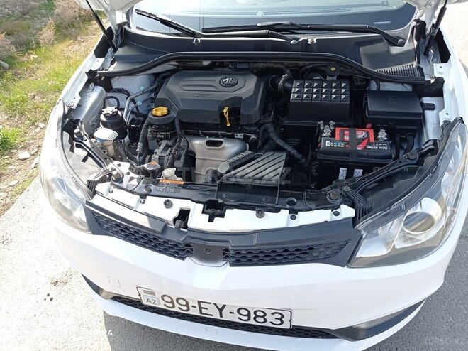 MG 5 2014, 165,000 km - 1.5 l - Sumqayıt
