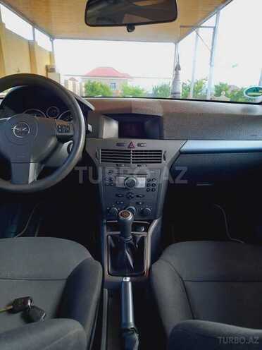 Opel Astra 2005, 190,000 km - 1.8 л - Bakı