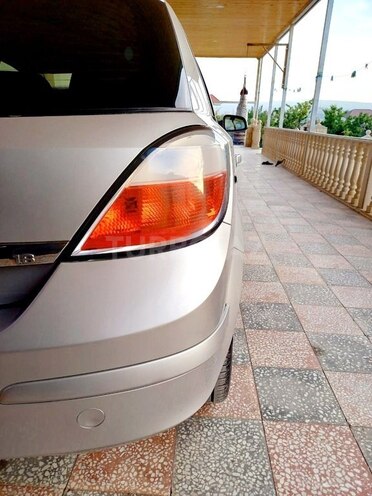 Opel Astra 2005, 190,000 km - 1.8 л - Bakı