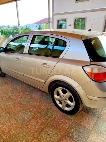 Opel Astra 2005, 190,000 km - 1.8 л - Bakı