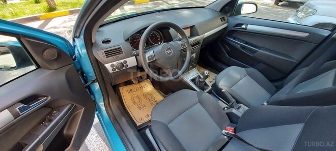Opel Astra 2005, 159,000 km - 1.4 л - Bakı