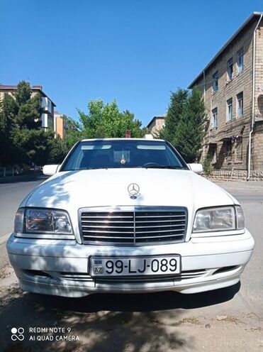 Mercedes C 220 1998, 250,630 km - 2.2 l - Sumqayıt
