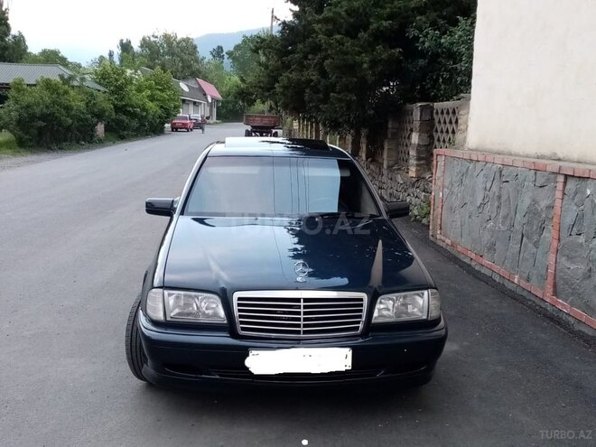 Mercedes C 180 1996, 275,000 km - 1.8 л - Qax