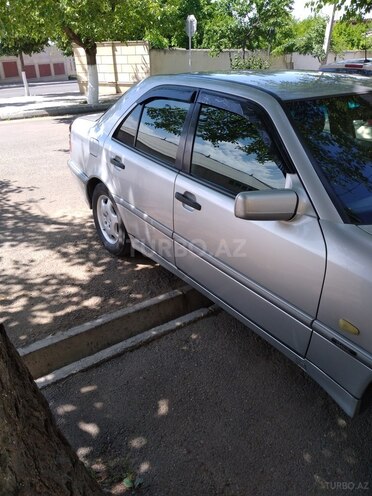 Mercedes C 200 1998, 500,000 km - 2.0 l - Göygöl