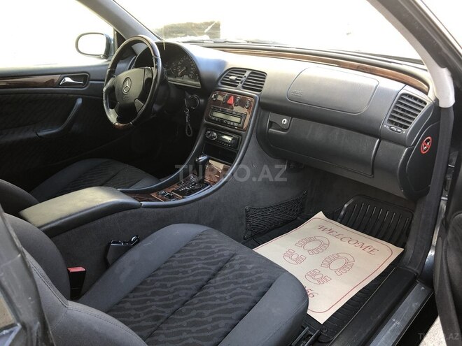 Mercedes CLK 200 2001, 301,000 km - 2.0 l - Bakı