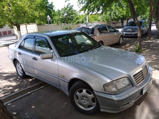 Mercedes C 200 1998, 500,000 km - 2.0 l - Göygöl