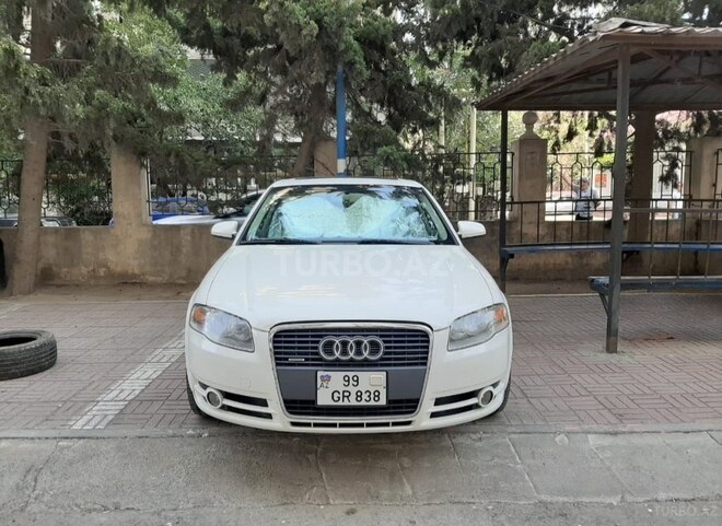 Audi A4 2005, 180,000 km - 2.0 л - Bakı
