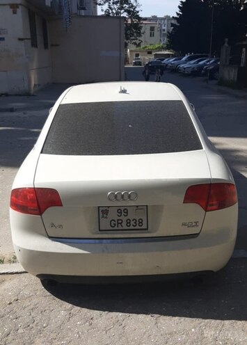 Audi A4 2005, 180,000 km - 2.0 л - Bakı