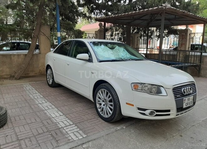 Audi A4 2005, 180,000 km - 2.0 л - Bakı
