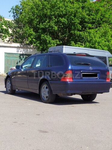 Mercedes C 240 1999, 300,000 km - 2.4 l - Bakı