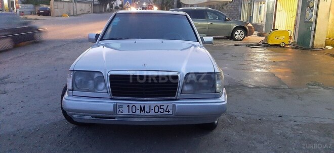 Mercedes E 260 1991, 370,000 km - 2.6 l - Bakı