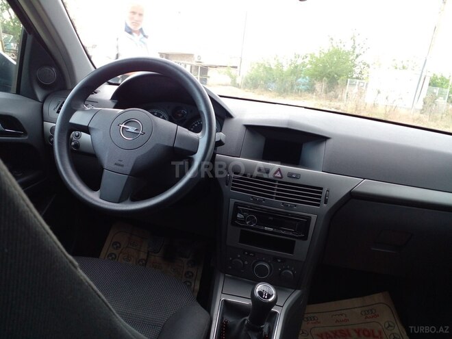 Opel Astra 2004, 194,000 km - 1.4 l - Bakı