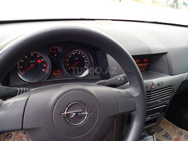 Opel Astra 2004, 194,000 km - 1.4 l - Bakı