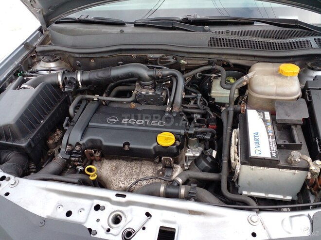 Opel Astra 2004, 194,000 km - 1.4 l - Bakı