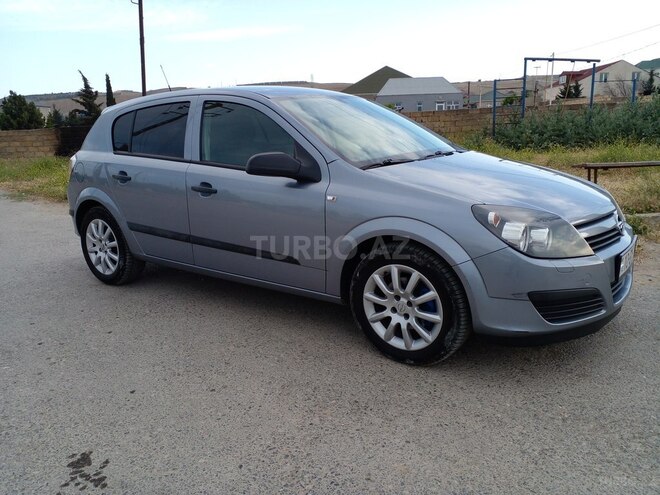 Opel Astra 2004, 194,000 km - 1.4 l - Bakı