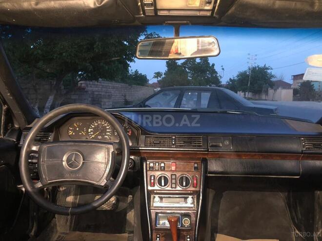 Mercedes E 260 1991, 370,000 km - 2.6 l - Bakı