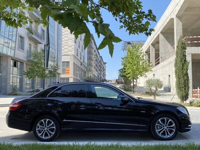 Mercedes E 220 2011, 195,000 km - 2.2 l - Bakı