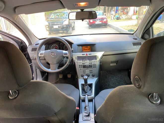 Opel Astra 2009, 150,000 km - 1.4 l - Bakı