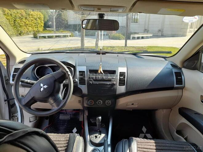 Mitsubishi Outlander 2007, 229,800 km - 2.4 л - Bakı