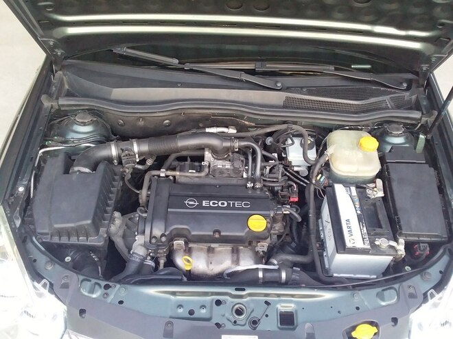Opel Astra 2009, 211,128 km - 1.4 l - Yevlax
