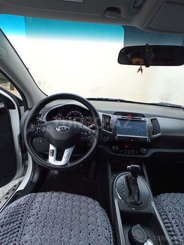 Kia Sportage 2013, 98,000 km - 2.0 л - Şəki