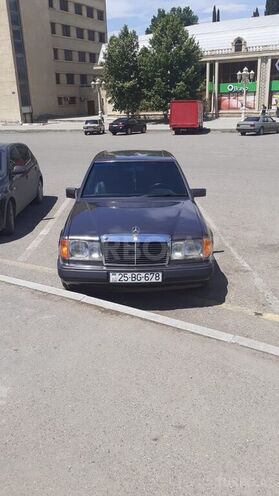 Mercedes E 200 1993, 444,649 km - 2.0 л - Gəncə