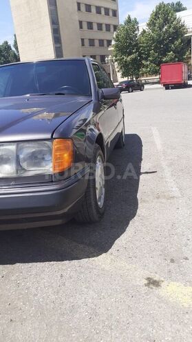 Mercedes E 200 1993, 444,649 km - 2.0 л - Gəncə