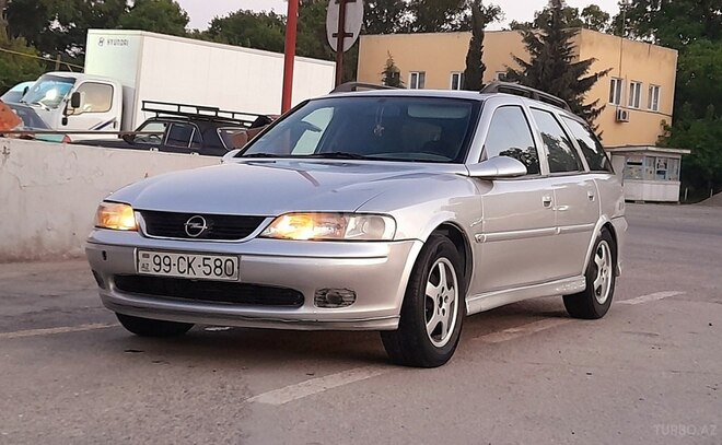 Opel Vectra 2000, 340,000 km - 1.8 l - Qusar