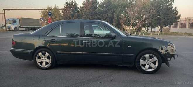 Mercedes E 230 1996, 234,568 km - 2.3 л - Sumqayıt