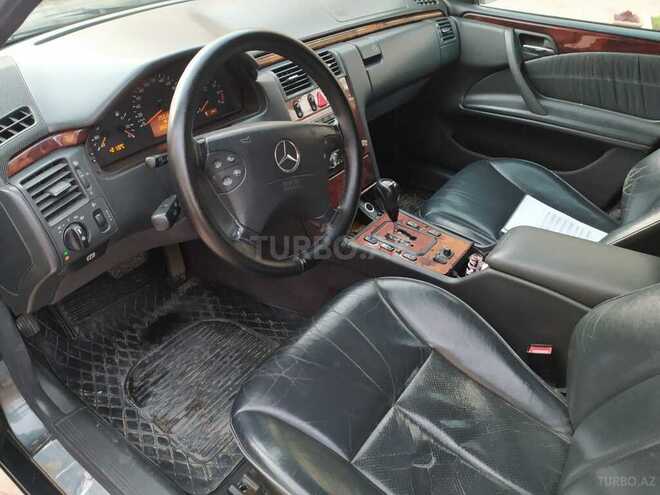 Mercedes E 200 2000, 262,500 km - 2.0 l - Bakı