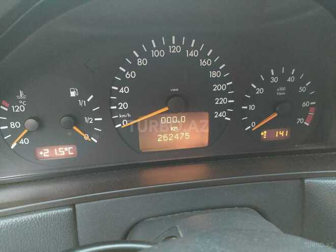 Mercedes E 200 2000, 262,500 km - 2.0 l - Bakı