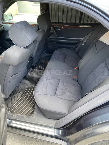 Mercedes E 240 1997, 256,858 km - 2.4 l - Gəncə