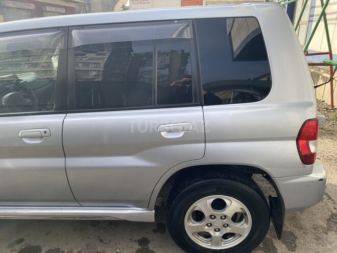 Mitsubishi Pajero io 2004, 210,000 km - 2.0 l - Bakı