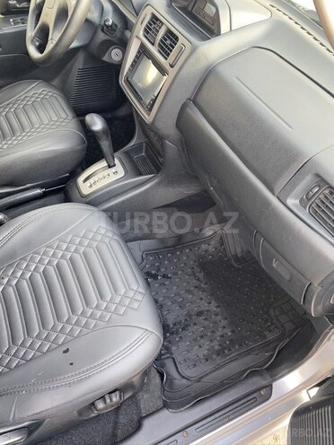 Mitsubishi Pajero io 2004, 210,000 km - 2.0 l - Bakı