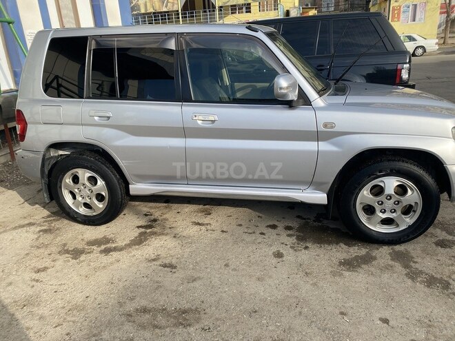 Mitsubishi Pajero io 2004, 210,000 km - 2.0 l - Bakı