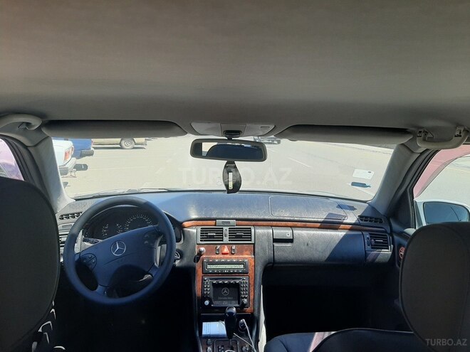 Mercedes E 240 2000, 164,500 km - 2.4 l - Şəmkir