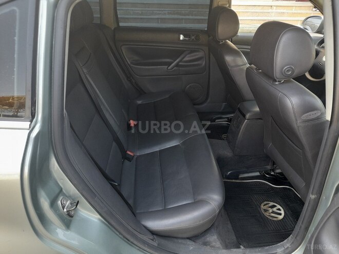 Volkswagen Passat 2004, 218,566 km - 1.8 л - Bakı