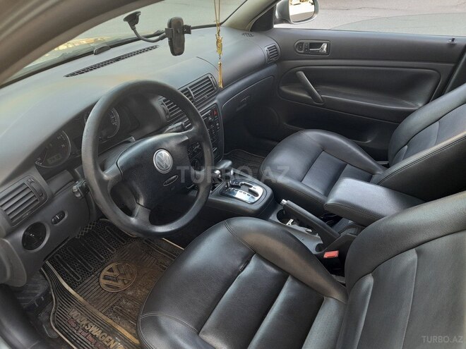 Volkswagen Passat 2004, 218,566 km - 1.8 л - Bakı