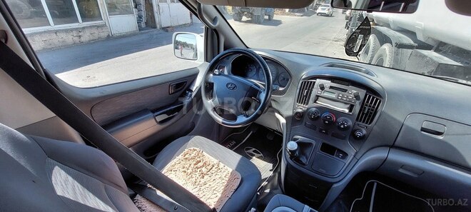 Hyundai H-1 2009, 253,000 km - 2.5 l - Bakı