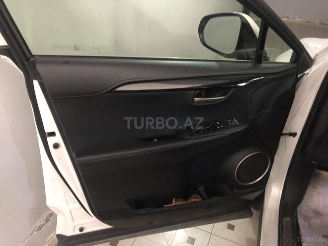 Lexus NX 200t 2016, 97,000 km - 2.0 л - Bakı