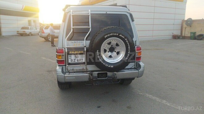 Mitsubishi Pajero 1995, 150,000 km - 2.8 l - Sumqayıt