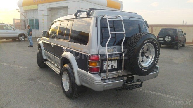 Mitsubishi Pajero 1995, 150,000 km - 2.8 l - Sumqayıt
