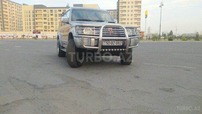 Mitsubishi Pajero 1995, 150,000 km - 2.8 l - Sumqayıt