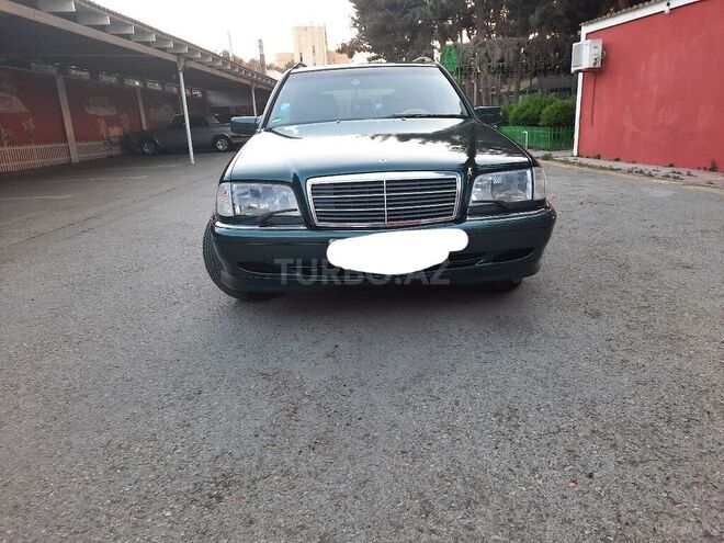 Mercedes C 220 1999, 348,000 km - 2.2 l - Bakı