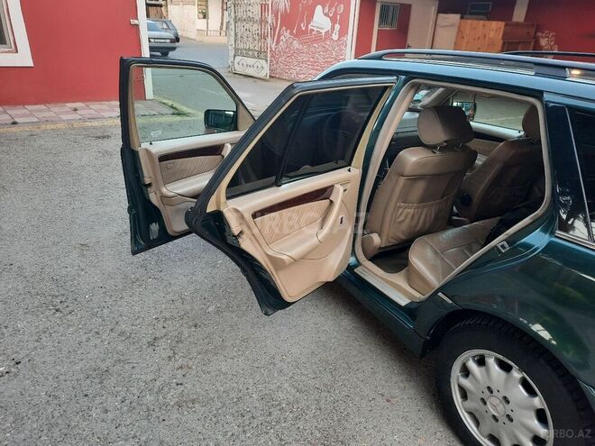 Mercedes C 220 1999, 348,000 km - 2.2 l - Bakı