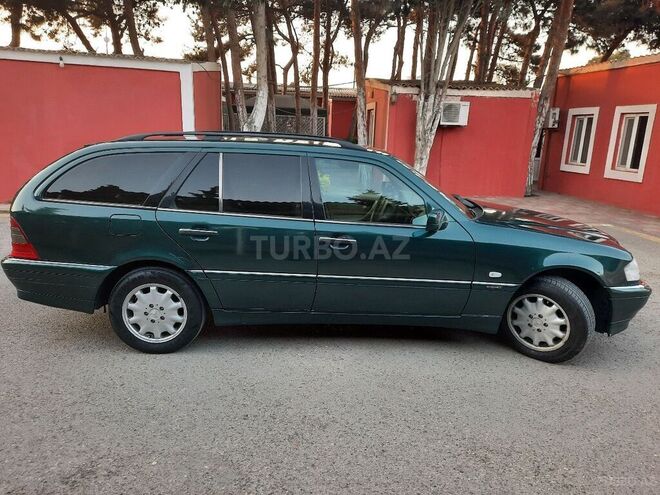 Mercedes C 220 1999, 348,000 km - 2.2 l - Bakı