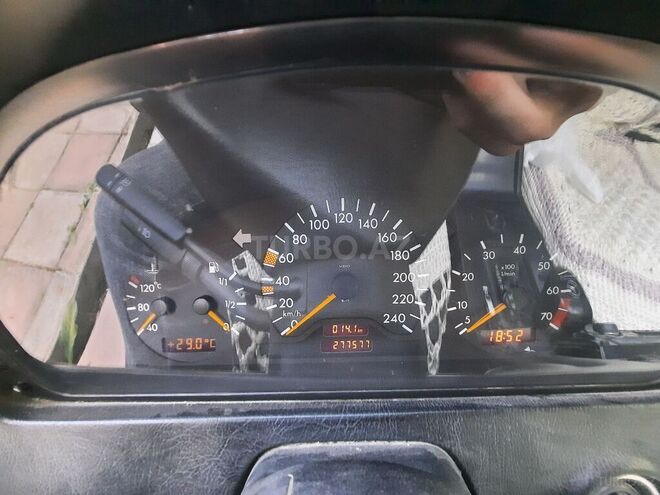 Mercedes C 180 1999, 277,577 km - 1.8 л - Bakı