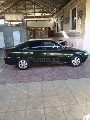 Opel Vectra 2001, 190,000 km - 1.8 л - Gəncə