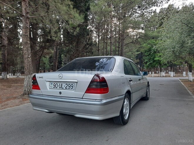 Mercedes C 240 2000, 259,731 km - 2.4 л - Sumqayıt
