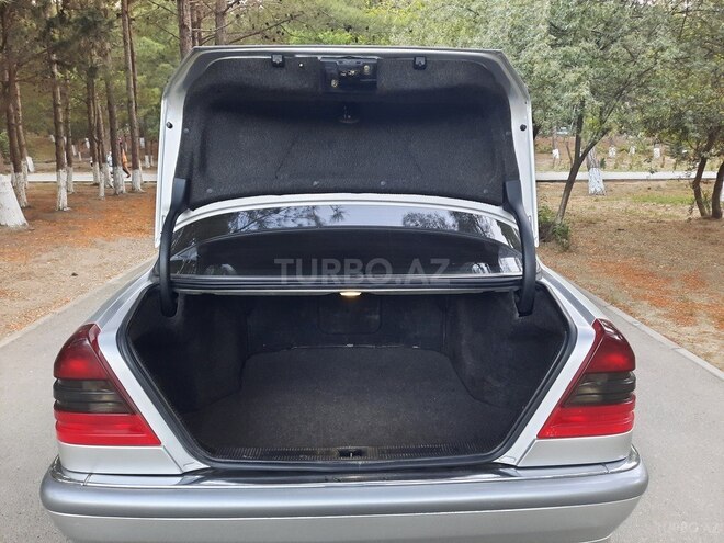 Mercedes C 240 2000, 259,731 km - 2.4 л - Sumqayıt
